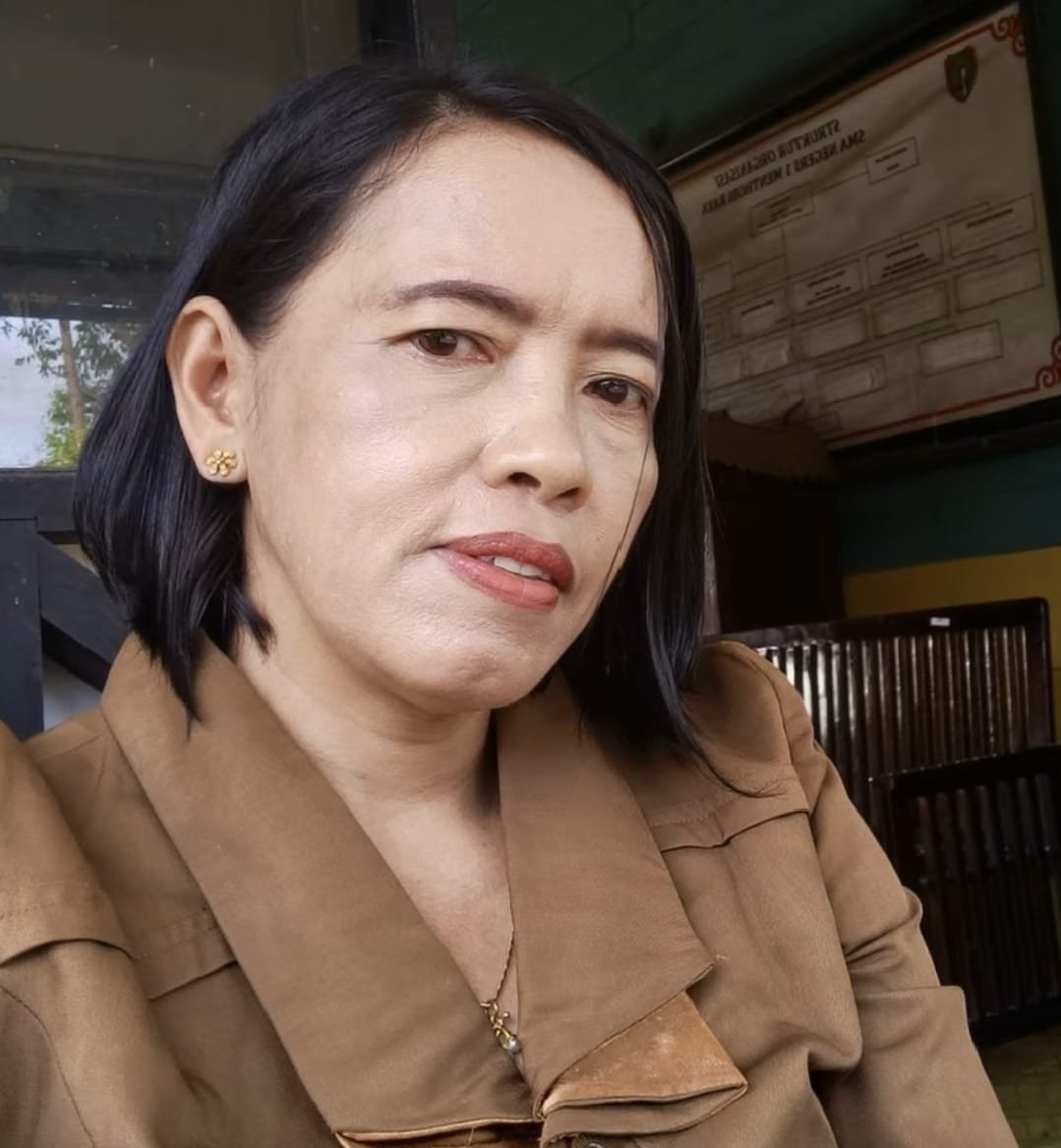 Evy Lusiani Suwoto Putri, S.Pd